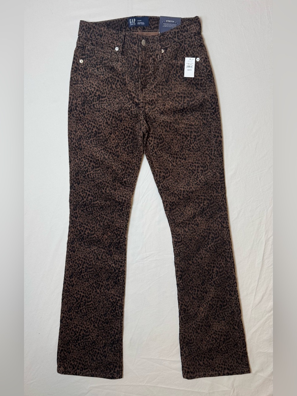 GAP Women’s Dark Brown Leopard Baby Bootcut Corduroy Jeans New With Tag Size 4